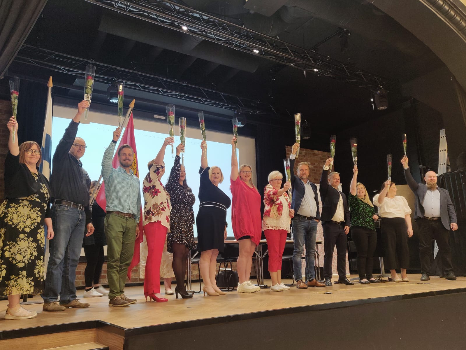 ELINVOIMA EDELLÄ EDUSKUNTAVAALEIHIN